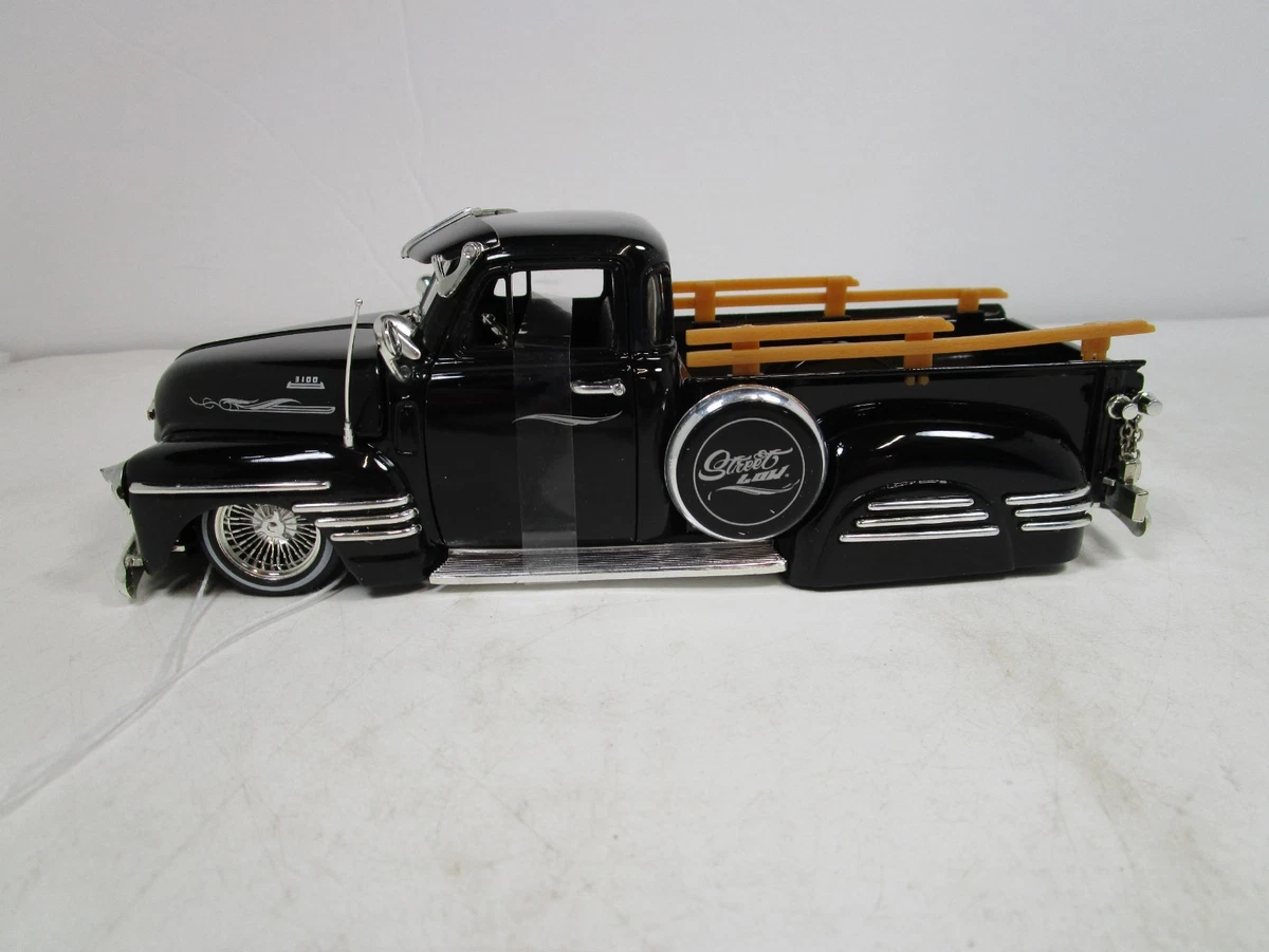 Jada Toys Chevrolet Lowrider Contemporary Manufacture Diecast Cars