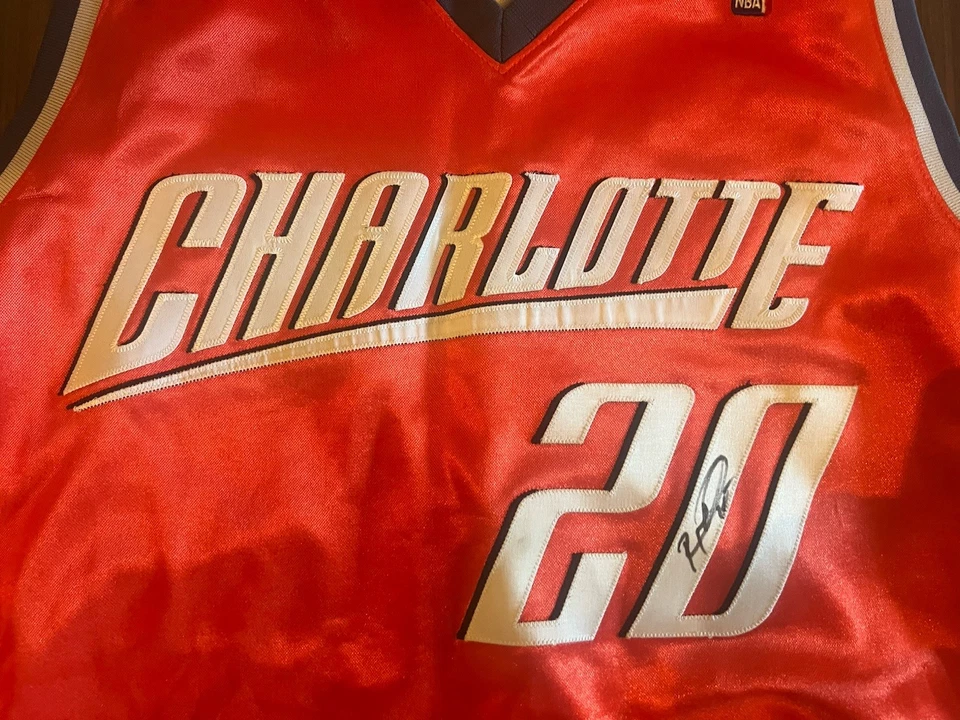 100% Authenic Raymond Felton signed auto Charlotte Bobcats #20 Reebok Jersey 48 - Image 2 of 4