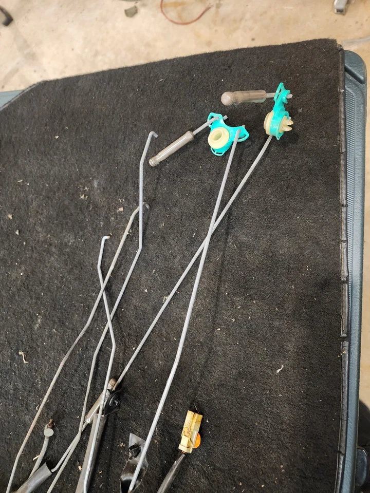 96 97 98 99 00 HONDA CIVIC POWER DOOR LATCH LOCK ACTUATORS W/ MOTORS SET OEM 4DR - Image 4 of 4