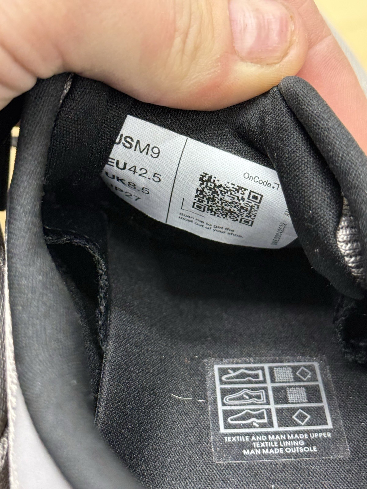 On Cloud X 4 Eclipse lightweight Gray running Sho… - image 12