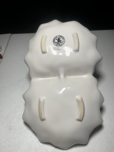 Bordallo Pinheiro White Double Leaf with Blue Bird Candy Dish Rare HTF - Picture 5 of 8