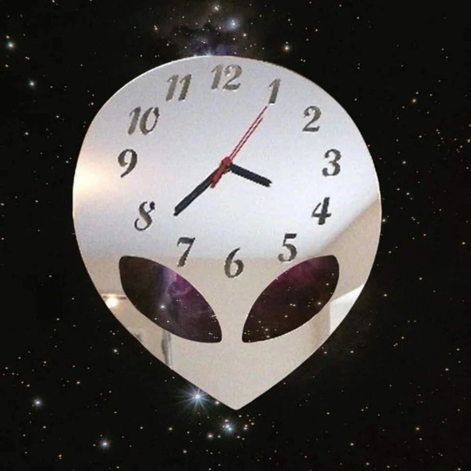 Reloj Alien Foto 2 de 2