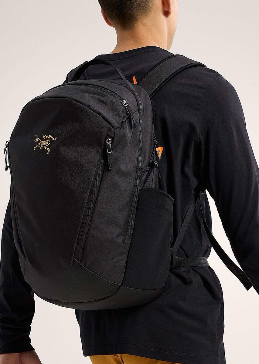 Arc'teryx Backpack Mantis 26 Backpack Black Gold Logo 26 Arc'teryx Backpack Mantis 26 Backpack Black Gold Logo 26