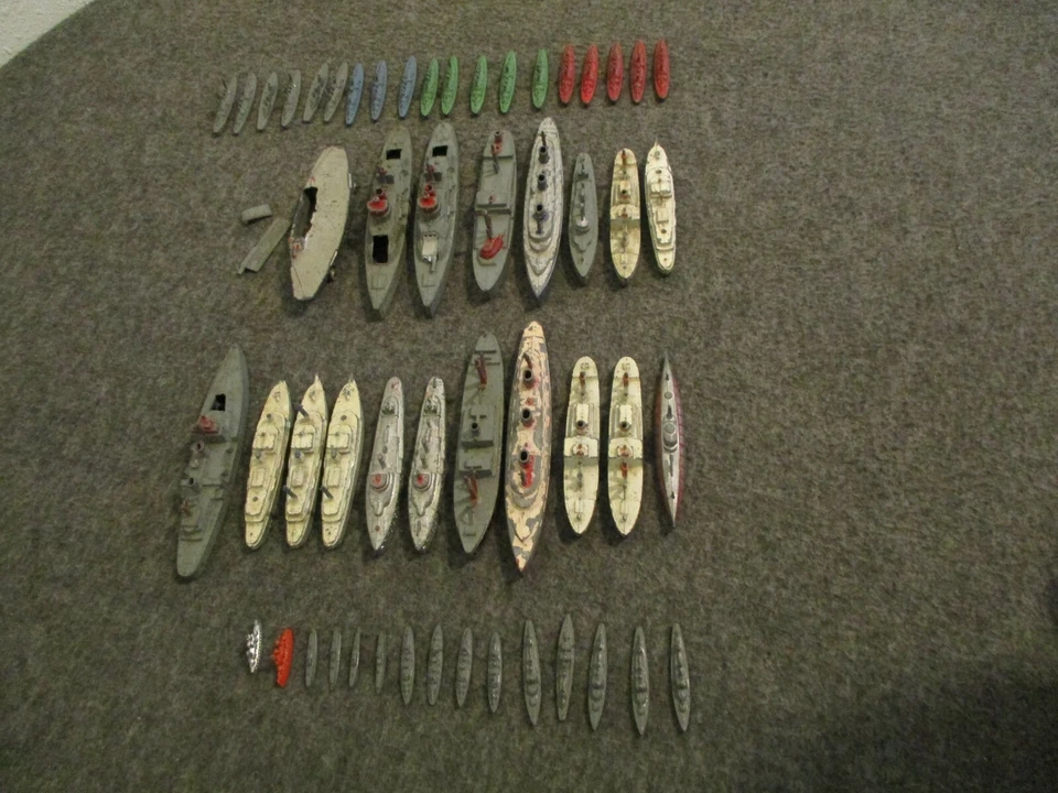 ВИНТАЖНЫЙ ЛОТ (53) TOOTSIETOY ВОЕННЫЕ МЕТАЛЛИЧЕСКИЕ КОРАБЛИ РАЗНООБРАЗНЫЕ ЛИНКОРЫ РАЗРУШИТЕЛИ США - Изображение 3 из 4