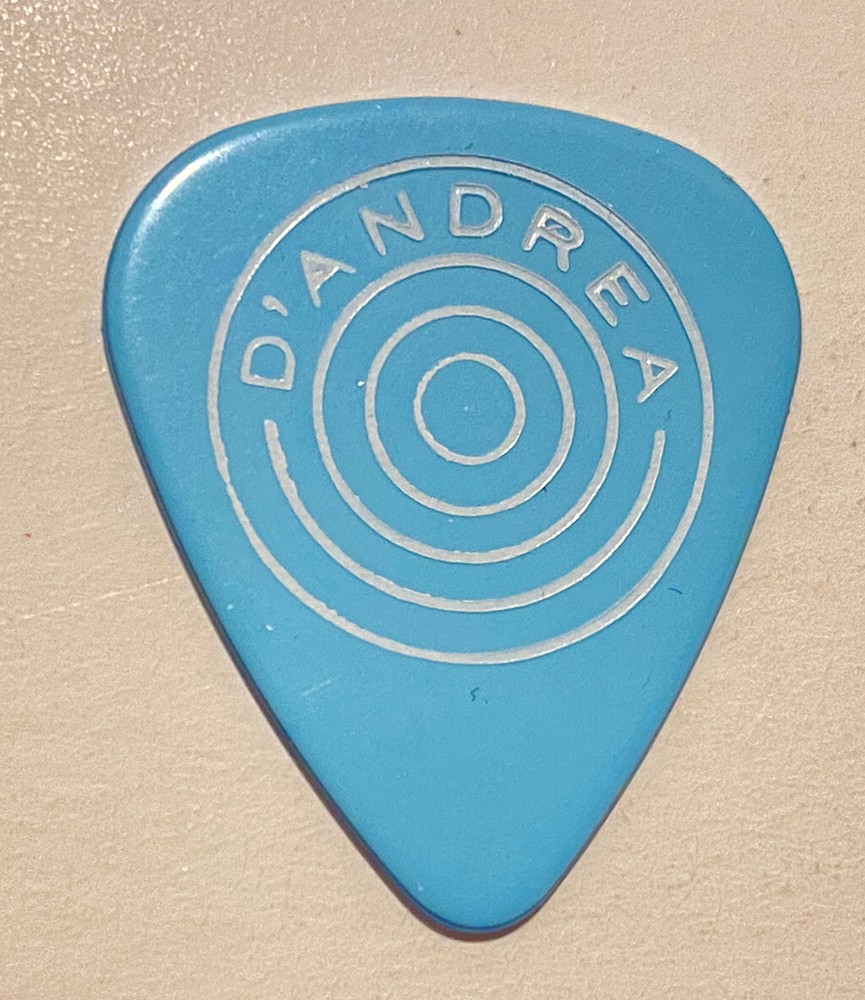 Vintage DAndrea Bulls Eye Heavy Gauge Blue Celluloid Guitar Picks NOS