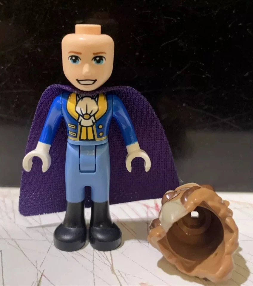 NEW LEGO Minifigure Belle Dress dp096 & Beast dp097 Disney Princess Beauty 43180 - Image 4 of 4