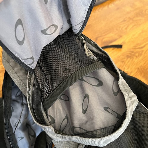 Vintage Y2k Oakley Tactical Software Hiking City Gorpcore Backpack - Picture 8 of 15