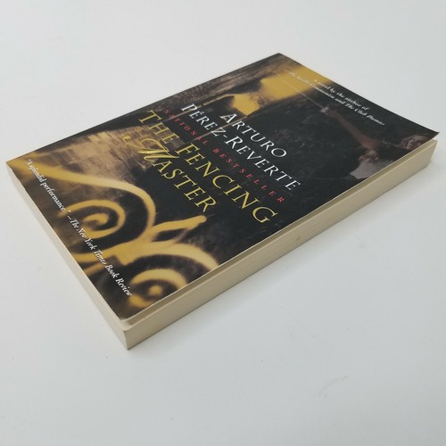 The Fencing Master by Arturo Pérez-Reverte (2000 Trade Paperback) - Picture 3 of 4