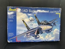 Revell F-14D Super Tomcat US Navy Jet Last Flight 1/72 Scale Model Kit 04195