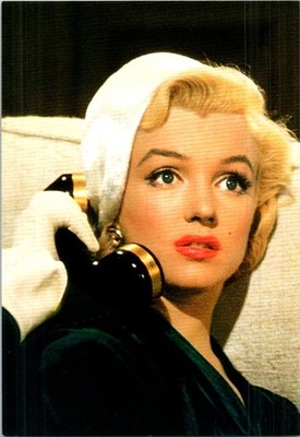 Vintage Marilyn Monroe Classic Portrait Color Postcard 1997
