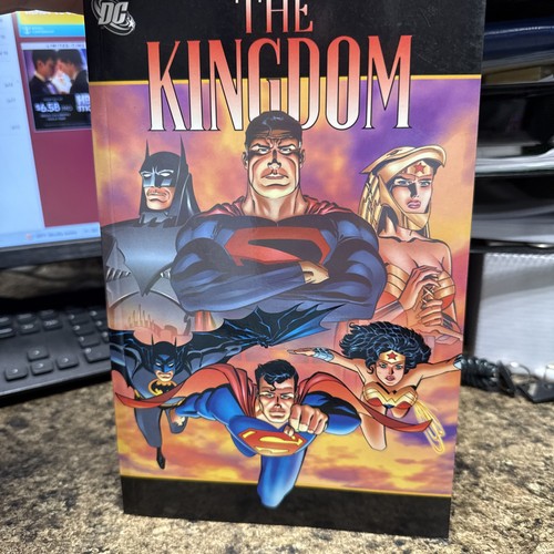 The Kingdom DC Comics 1999 Graphic Novel Batman Superman Wonder Woman
