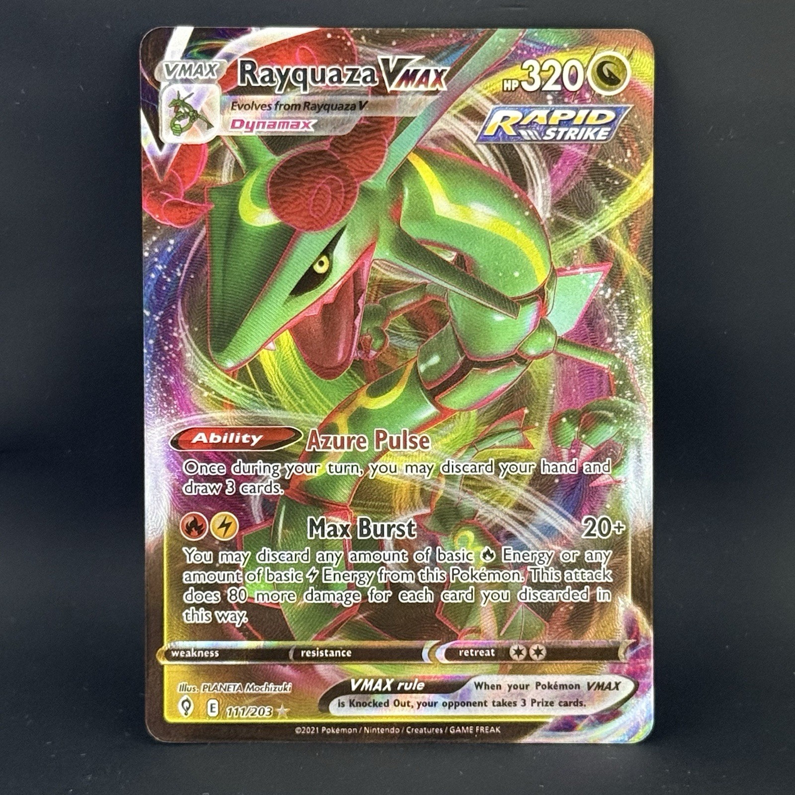 Pokémon Rayquaza Vmax 111/203 NM Full Art Ultra Rare Evolving Skies