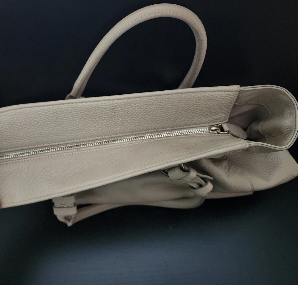 Bolso de Mano Versace Cuero 100% Auténtico Foto 4 de 4