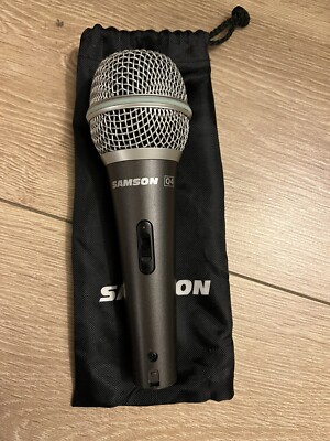 Samson Q4 Dynamic Vocal Microphone