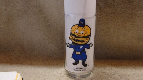 Vintage MCDONALDS "BIG MAC " Collector Series Glass - Picture 3 of 4