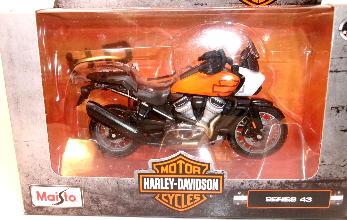 2023 MAISTO H-D CUSTOM 1:18 SCALE ORANGE 2021 HARLEY DAVIDSON PAN