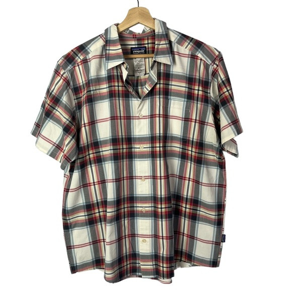 Patagonia Red & Blue Plaid Go To Short Sleeve Button Down L