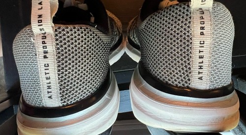 Sneakers da corsa APL donna 7 Techloom Pro argento stringate - Foto 9 di 14