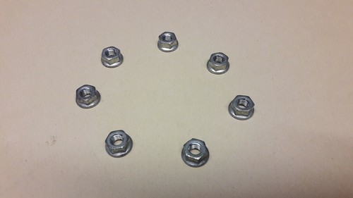 Honda PS125 Kraftstoffpumpe Befestigungsmuttern