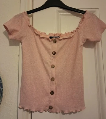 Cute size 10 New Look Petite, capped sleeve, cropped, cotton mix Top - Image 1 of 4