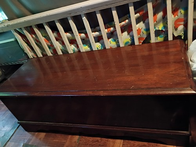 #ad Lane Cedar Wood Chest Trunk Aroma Tite Pressure Treated $425.00