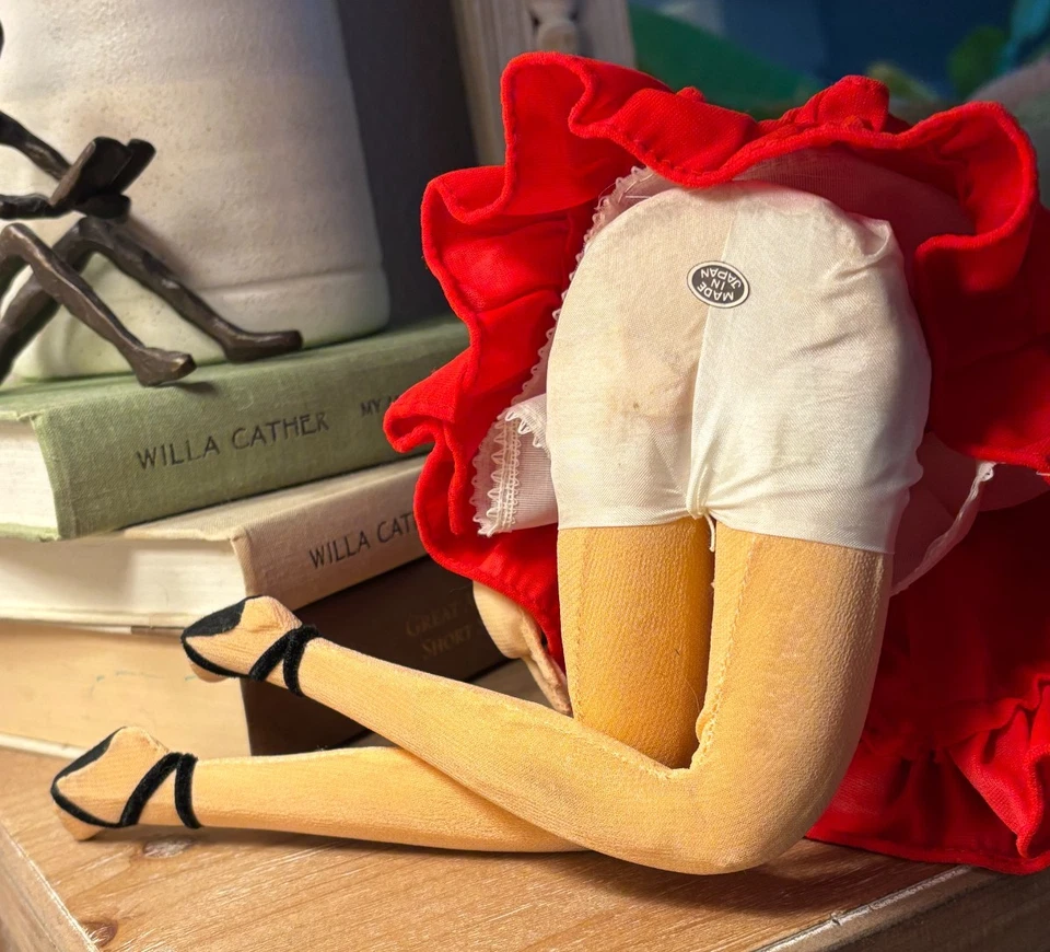 Muñeca Bradley Big Eyed de colección posada vestido rojo mod atrevido firmado en la parte inferior Foto 4 de 4