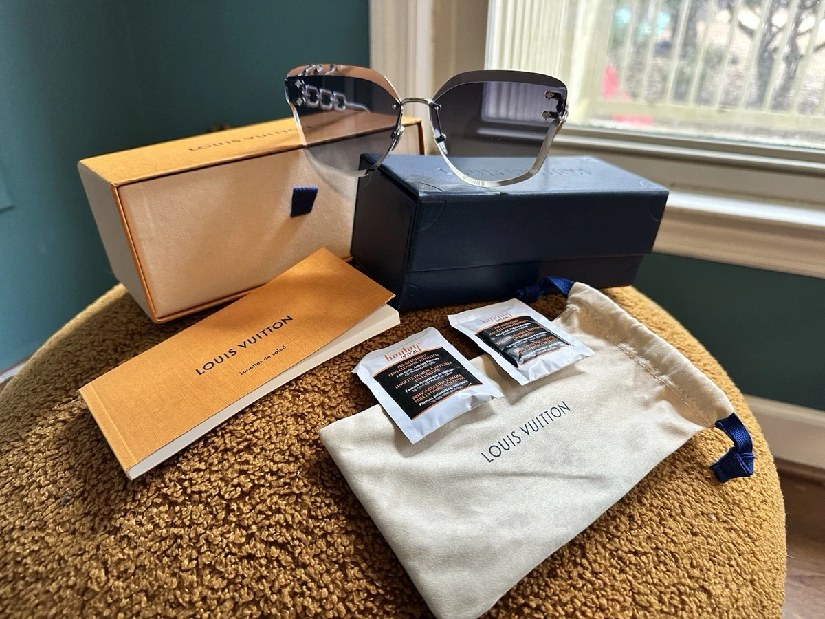 ❤️LOUIS VUITTON❤️SUNGLASSES❤️ LV Go-14 Oval Sunglasses S00 - Women - Accessories | LOUIS  main image 3