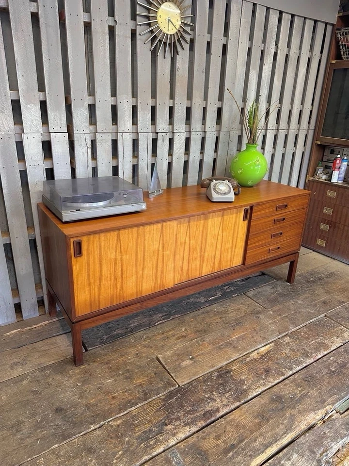 Remploy Teak & Walnut Sideboard Media Record Cabinet Vintage Retro Mid Century - Image 4 of 4