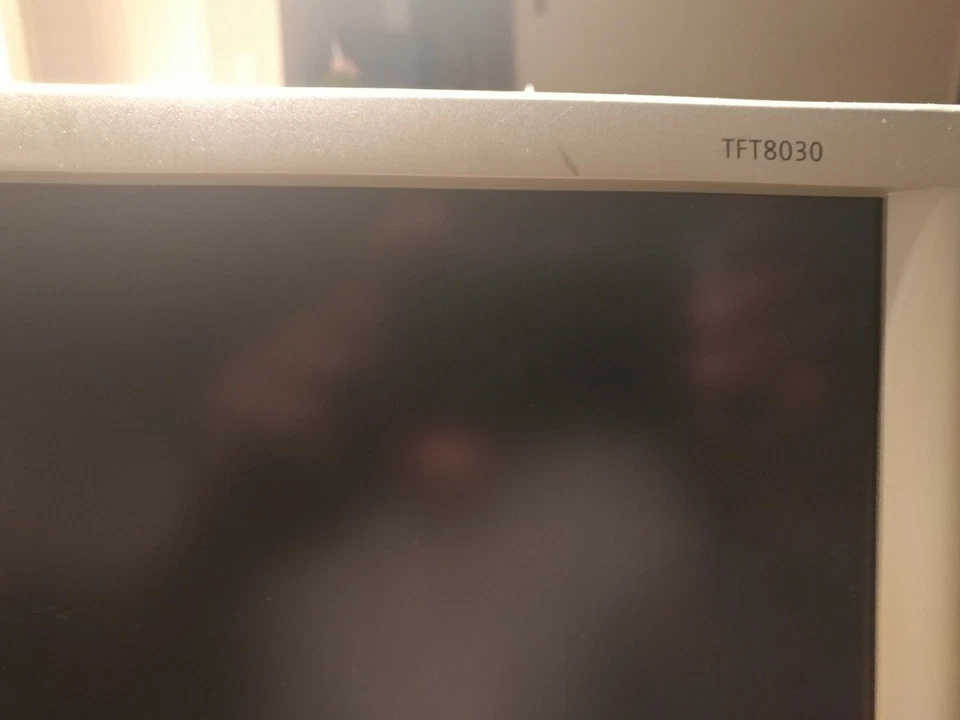 Compaq TFT8030 18.1" LCD Monitor - Image 2 of 4