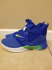 lebron soldier xii flyease