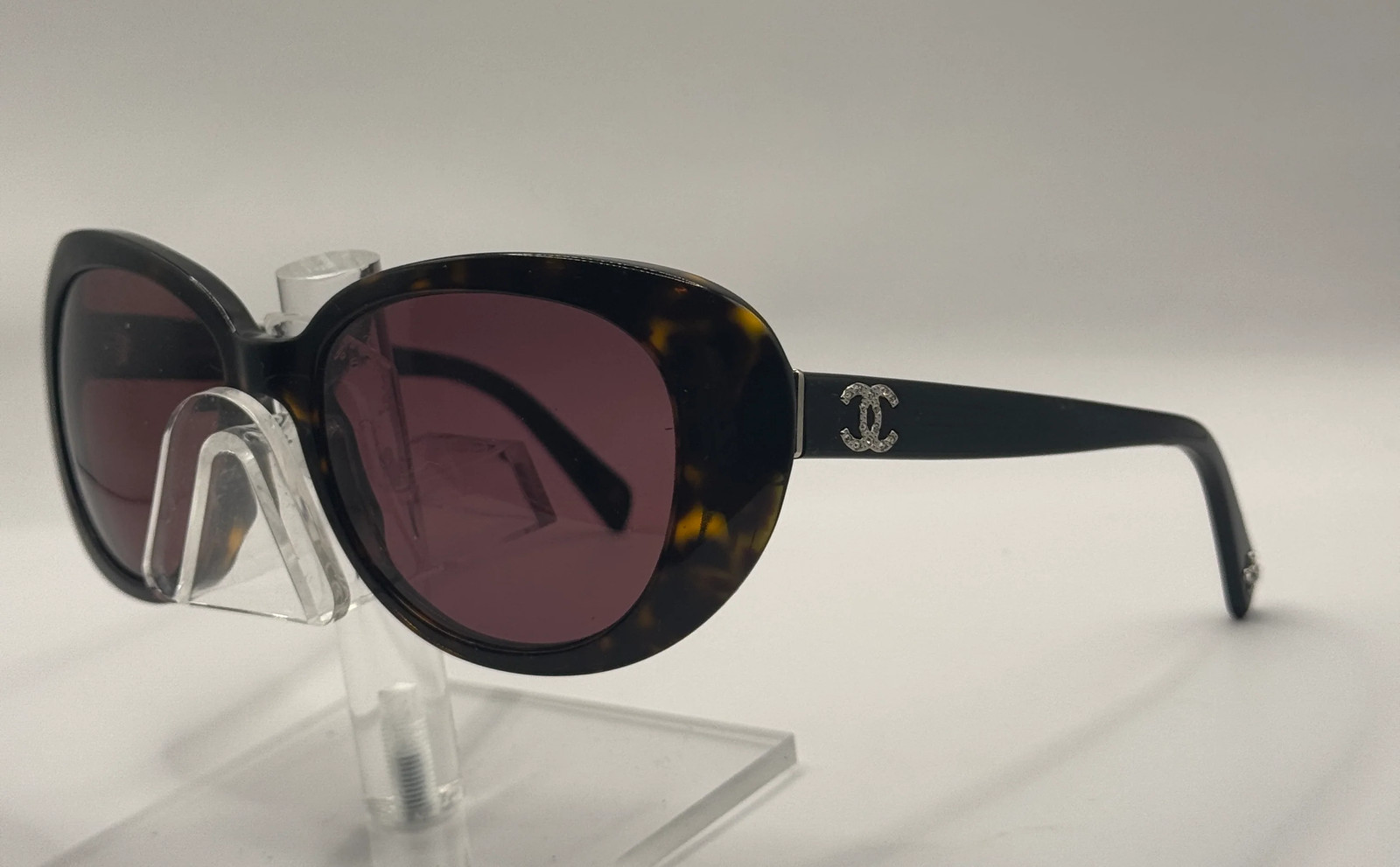 Chanel 5151b Sunglasses in color 7143g