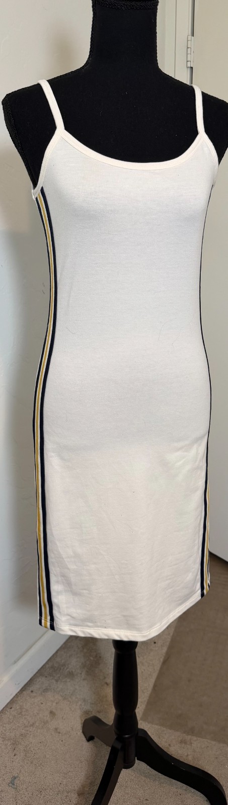 absolutely famous jersey  stripe each side summer dress:size medium