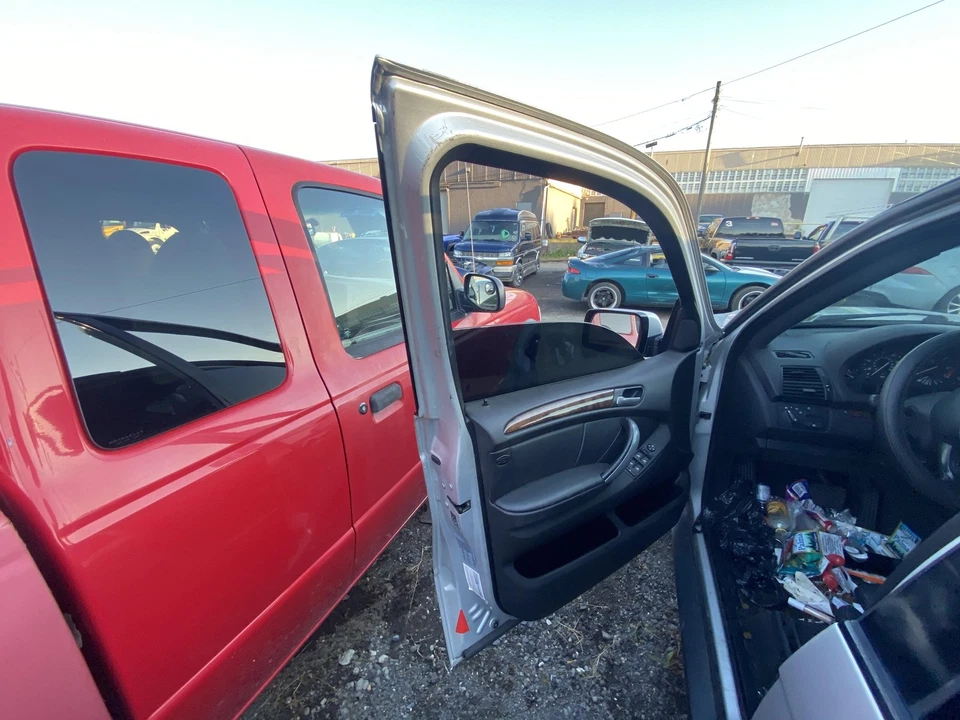 Used Front Left Door Assembly Front fits: 2005 Bmw X5 Front Left Grade A Foto 4 de 4