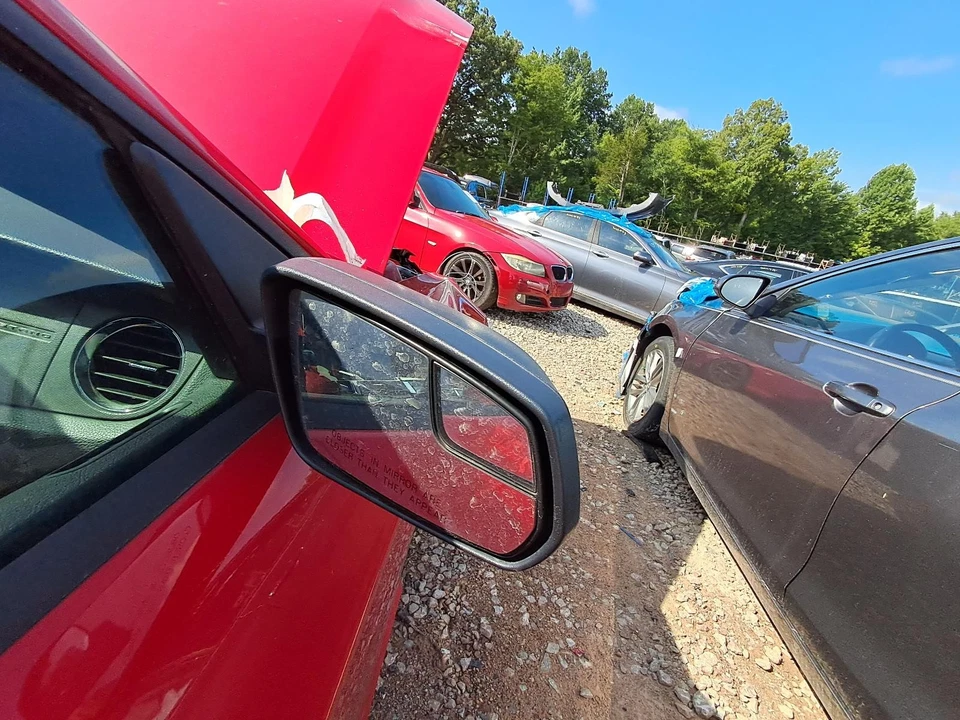 Used Front Right Door Assembly Front fits: 2014 Ford Mustang electric Cpe Front Foto 3 de 4