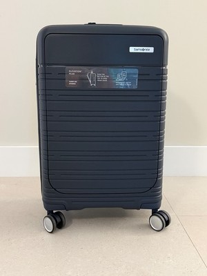 Samsonite elevation plus 22'' carry on luggage -midnight blue -NEW