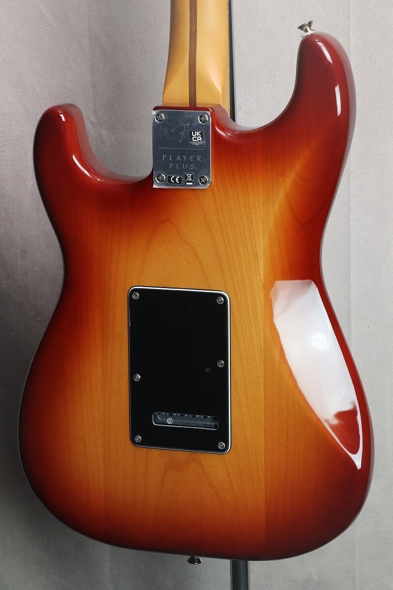 Fender Stratocaster player plusシエナサンバースト Fender Player Plus Stratocaster Electric Guitar Sienna