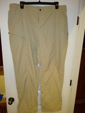 Men's Columbia Nylon Hiking Pants Khaki with Insect Repellent Sz 42 Inseam 34