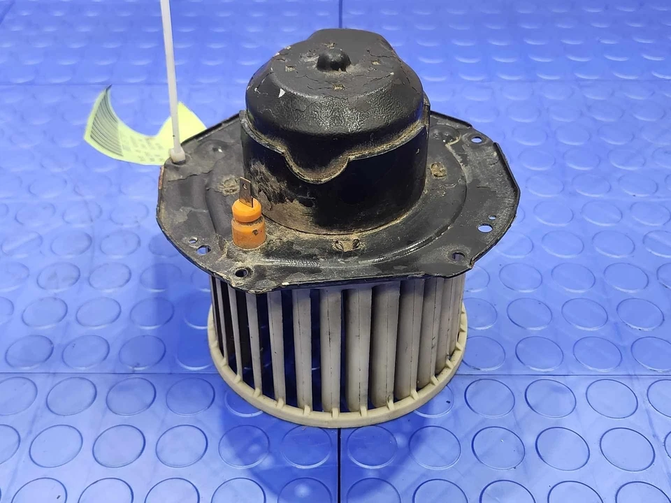 Chevrolet Corvette 1984-1985 calentador de aire acondicionado soplador conjunto de motor OEM 88959521 Foto 4 de 4