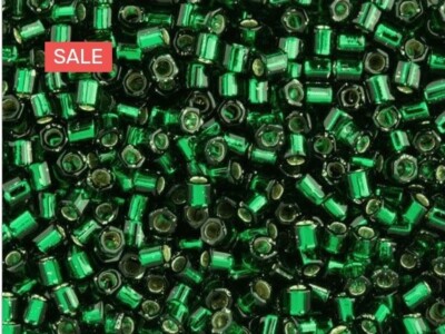 TOHO Bead Hex 8/0 Silver-Lined Emerald  8gm Pack