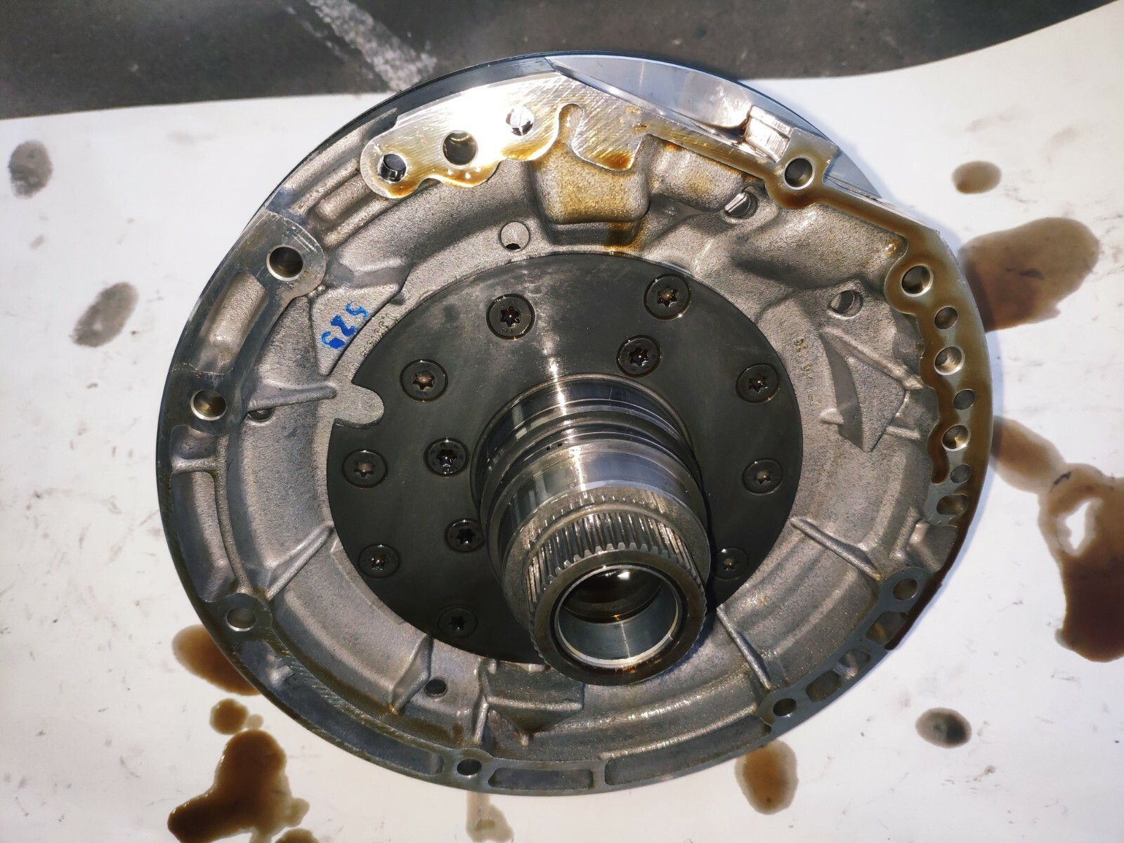 0710 BMW X5 E70 3.0 AUTOMATIC TRANSMISSION A/T OIL FLUID PUMP