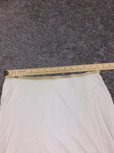 Lorraine Half Slip Size Small Beige / Nude Stretch Pull On Vintage - Picture 8 of 14