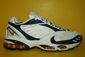 nike air tuned sirocco