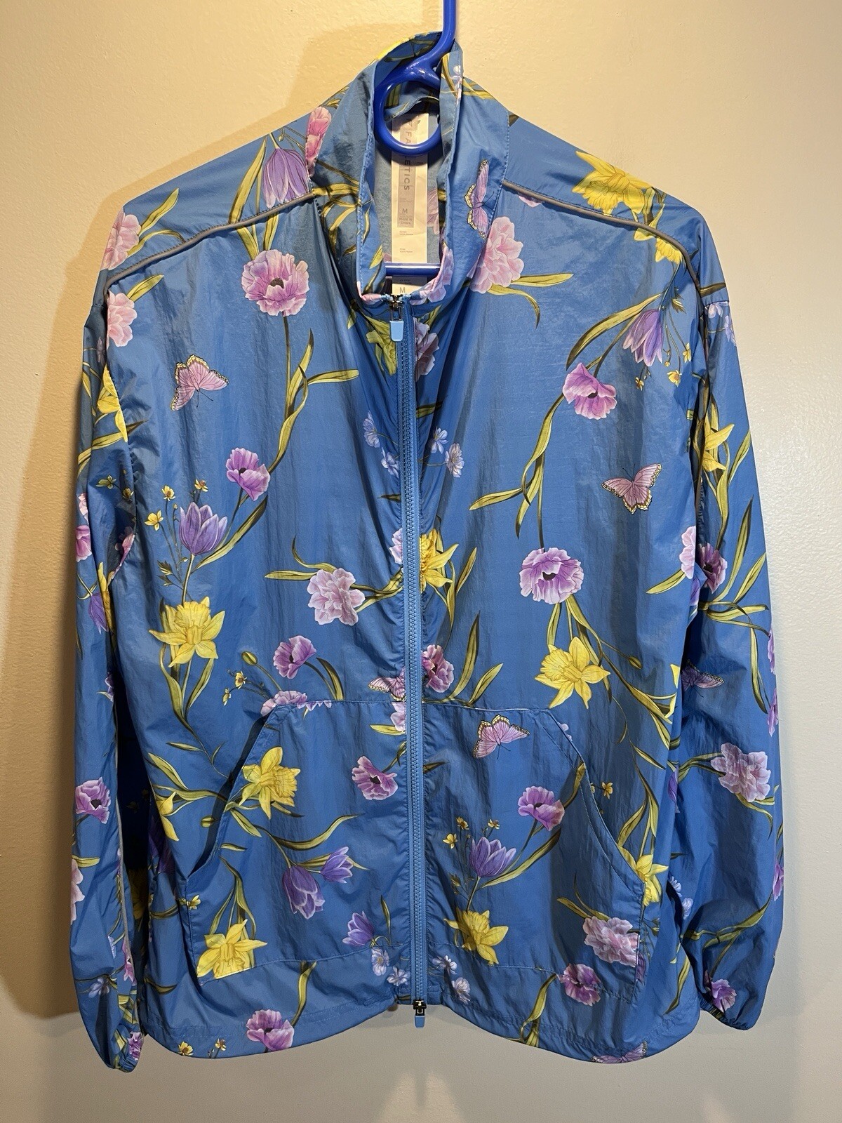 Fabletics Medium Oversized Flyweight Windbreaker … - image 5