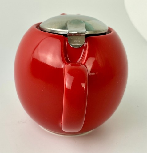 Bee House Teapot with Diffuser Ceramic 23oz Red - Picture 4 of 10
