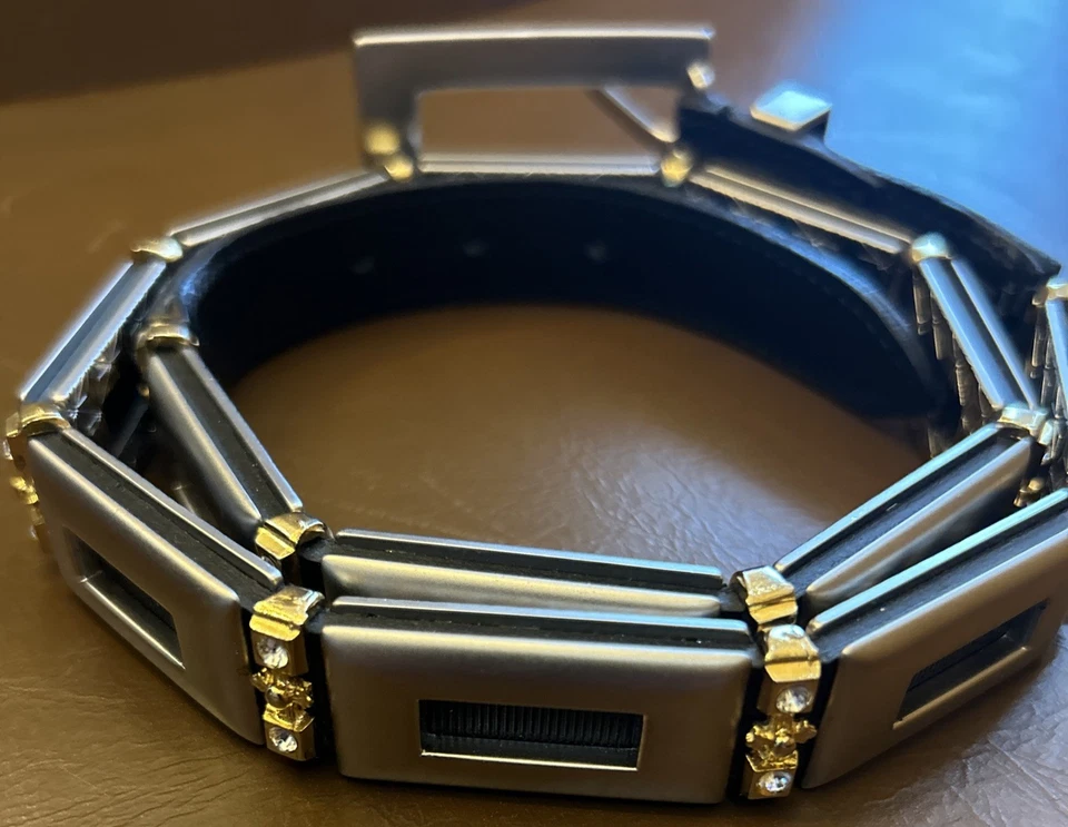 Cinturón NANNI de cuero negro/oro plateado con forma rectangular de cristal de Swarovski 32 Italia Foto 2 de 4