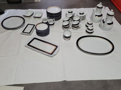 Eschenbach porzellan,  Geschirr-Set echt Kobalt,  für 12 Personen,  wie neu
