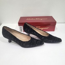 Salvatore Ferragamo Black Velvet Animal Print Pumps Kitten Heel DE 46218 9 B