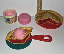 VTG Fisher Price Fun With Food COMPLETE Cherry Pie Surprise Dessert Ice Cream