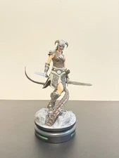 SKYRIM Dragonborn Statue Figure Limited Edition THINKGEEK Modern Icons In Box