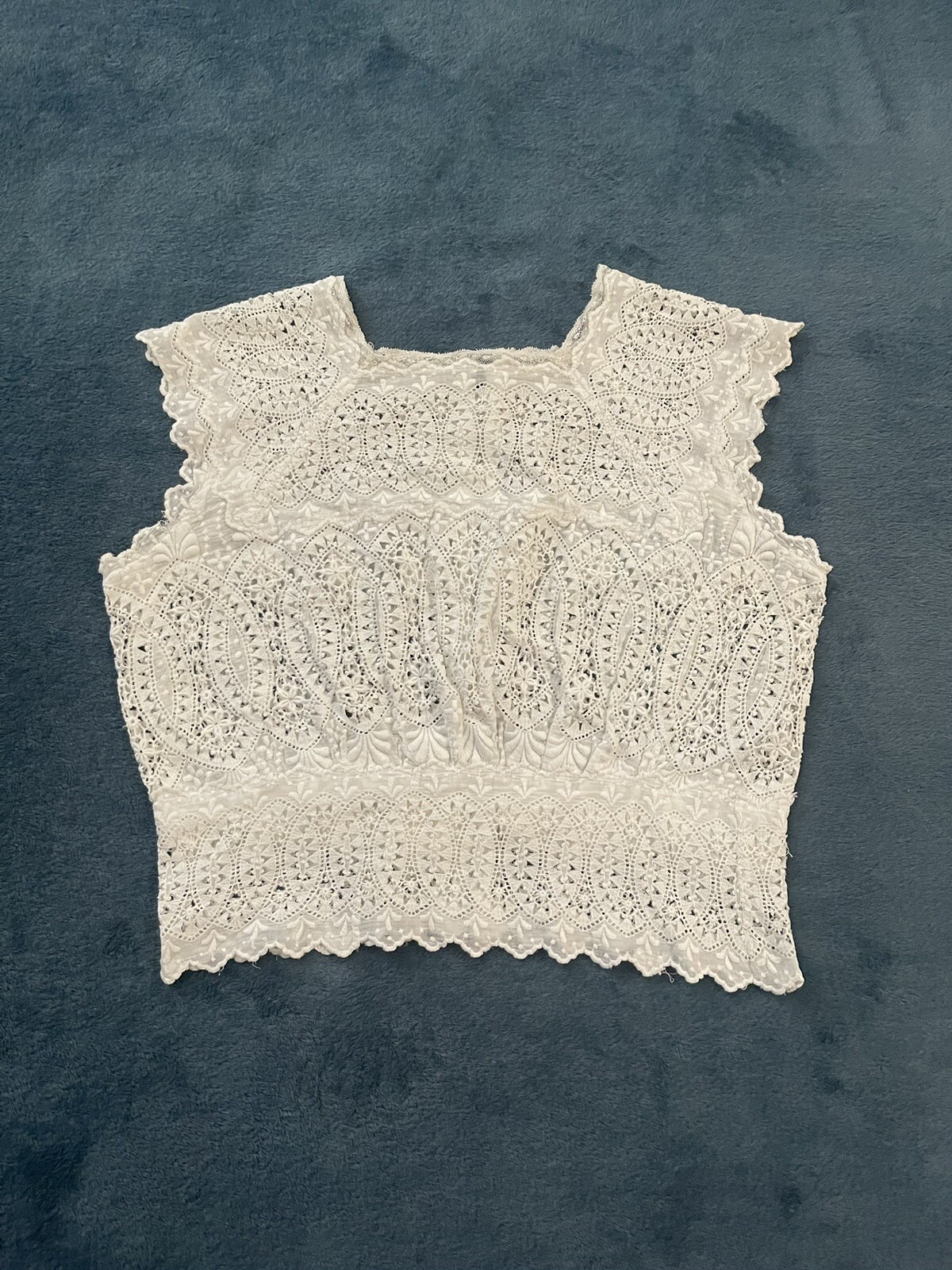 Dame White Linen Embroidered Top